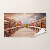 Rustic Wooden Bridge in het land Bad Handdoek (Handdoek)