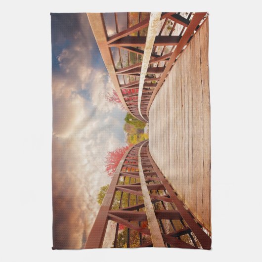 Rustic Wooden Bridge in het land Theedoek (Verticaal)