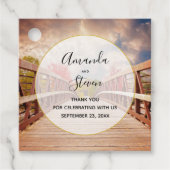 Rustic Wooden Bridge in het Landhuwelijk Bedankjes Labels (Voorkant)