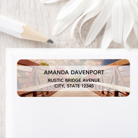 Rustic Wooden Bridge op het landlabel Etiket (Insitu)