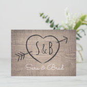 Rustic Wooden Heart Elegant Wedding Invitation Kaart (Staand voorkant)