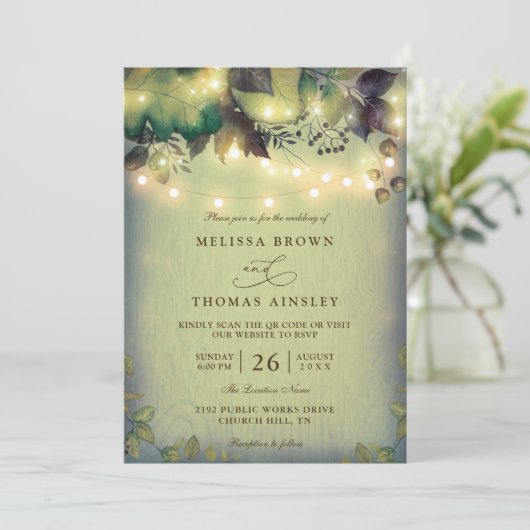 Rustic Woodland Barn String Lights QR Code Wedding Kaart (Staand voorkant)