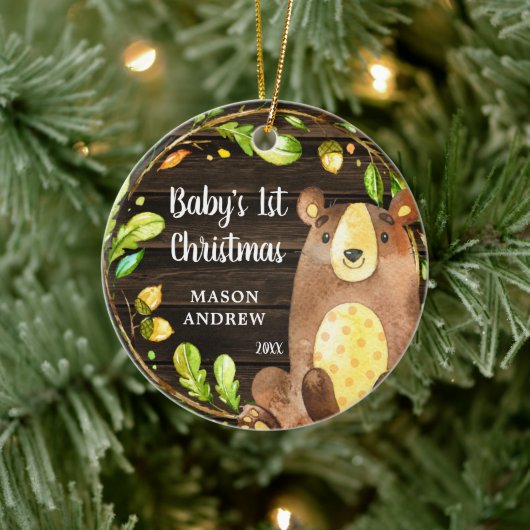 Rustic Woodland Beer Baby's Eerste Kerstmis Keramisch Ornament (Boom)