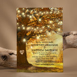Rustic Woodland Fall Wedding Kaart<br><div class="desc">Naarmate meer koppels wegkomen van traditionele bruiloften en op zoek zijn naar unieke manieren om de meest speciale dag van hun leven te vieren, zijn rustieke buitenbruiloften een steeds populairdere trend geworden. En met rustieke buitenbruiloften komen rustieke buitenbruiloftsuitnodigingen - met een landelijke herfst herfst houten achtergrond, strings of lights, en...</div>