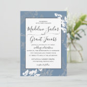 Rustic Woodland Foliage Blue Wedding Invitation Kaart (Staand voorkant)