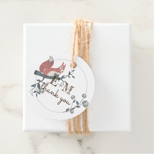 Rustic Woodland Squirrel Kraft Monogram Dank je Bedankjes Labels (In situ)