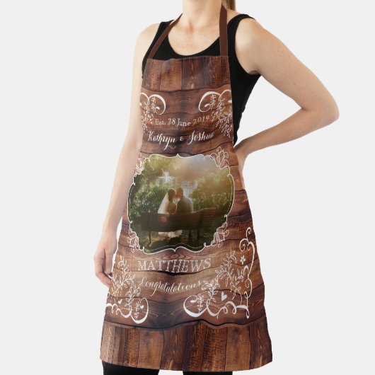 Rustic Woodland Weddenschap Foto Wood Panel Monogr Schort (Insitu)