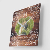 Rustic Woodland Weddenschap Foto Wood Panel Monogr Vierkante Klok (Hoek)