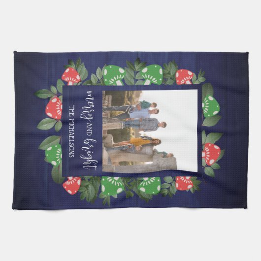 Rustic Woodland Whimsical Mushrooms Christmas Theedoek (Horizontaal)