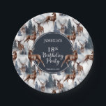Rustic Woodsy Deer | Forest 18th Birthday Party Papieren Bordje<br><div class="desc">Viel zijn verjaardag in roestachtige houtstijl met dit hertenpatroon, een natuur in de openlucht, het ontwerp van de "Birthday Party", met een verscheidenheid aan herten met evergroene bomen, bergen en sneeuw op een witte achtergrond aan de voorkant en een rustige faux donkerhoutachtergrond aan de achterkant. Composietontwerp per feestdag — design....</div>