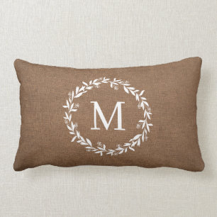 Rustic Wreath Monogram   Moderne bosbouw Kussen