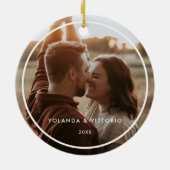 Rustic Wreath Onze 1e verloofde kerstfoto Keramisch Ornament (Achterkant)