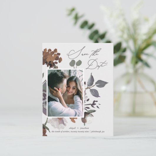 Rustiek Aardse Waterverf Boeket Save the Date Uitnodiging Briefkaart (Staand voorkant)