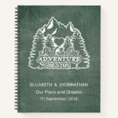 Rustiek avontuur wacht op groene krijtbord bruilof notitieboek (Voorkant)