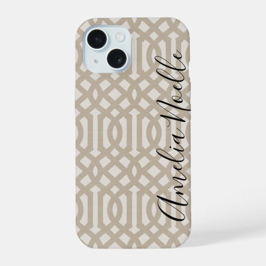 Rustiek Beige Trellis Monogram iPhone 15 Case (Achterkant)