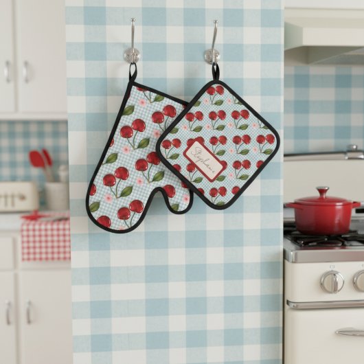 Rustiek blauw gingham en kersen monogram ovenwant & pannenlap set