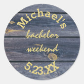 Rustiek Blauw Hout | Verlovingsweekend Monogram Ronde Sticker (Voorkant)