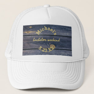 Rustiek Blauw Hout Verlovingsweekend Monogram Trucker Pet