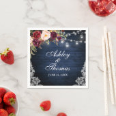 Rustiek Blauw Houten Huwelijkskruik Lichten Bloeme Servet (Insitu)