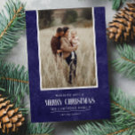 Rustiek Blauw Paarse Winter Kerstfoto Feestdagenkaart<br><div class="desc">Dit eenvoudige en rustieke vakantieontwerp is voorzien van uw beste portretfoto over een rustieke papieren textuur in blauw-paarse kleur en het woord "Merry Christmas" in scripttekst. Ideaal voor wenskaarten in boerderijstijl. Voeg eenvoudig uw beste foto, uw familienamen en jaar toe met behulp van de sjabloon. Voeg een persoonlijk bericht op...</div>