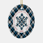Rustiek Blauw Wit Zwart Tartan Controles Sneeuwvlo Keramisch Ornament (Rechts)