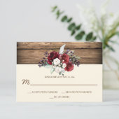 Rustiek Boho Bourgondië & Witte Rozen Schuur Hout RSVP Kaartje (Staand voorkant)