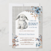 Rustiek bos kleine konijn baby shower uitnodiging (Voorkant)