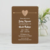 Rustiek Bruin Kraft Heart Arrow Barn Baby shower Kaart (Staand voorkant)