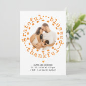 Rustiek Dankbaar Foto Thanksgiving Baby shower Bedankkaart (Staand voorkant)