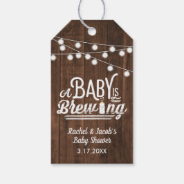 Rustiek Een Baby is Baby shower brouwen Cadeaulabel