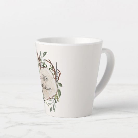 Rustiek gebladerte krijt houten plak latte mok (Rechterhoek)