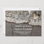 Rustiek gesneden hout hart boom bruiloft kaart (Voorkant)