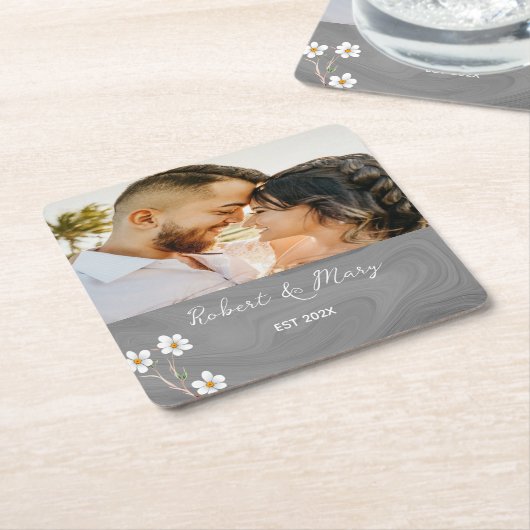 Rustiek Grijs Hout Custom Foto Bruiloft Onderzette Kartonnen Onderzetters (Schuin)