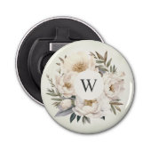 Rustiek groen wit bloemenmonogram bruiloft button flesopener (Voorkant)