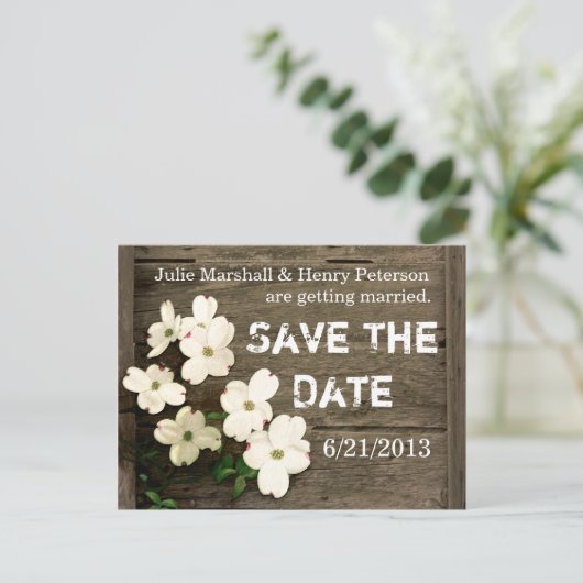Rustiek hek met bloemen bruiloft opslaan van de da aankondigingskaart (Staand voorkant)