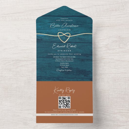 Rustiek Hout Blauwgroen en Terracotta bruiloft All In One Uitnodiging (Binnen)