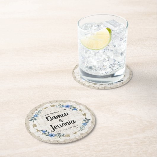 Rustiek hout Boho pijlen & blauwe bloemenbruiloft Ronde Kartonnen Onderzetter (Insitu)