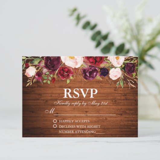 Rustiek Hout Bourgogne Bloemen Bruiloft RSVP Kaartje (Staand voorkant)
