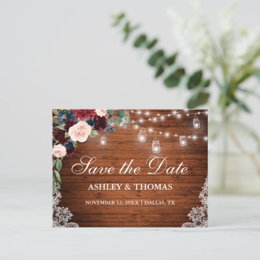 Rustiek Hout Bourgondië Blauw Bloemen Save The Dat Aankondigingskaart (Staand voorkant)