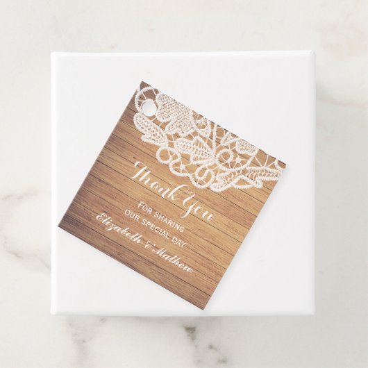 Rustiek hout bruiloft kant dank u bedankjes labels (In situ)
