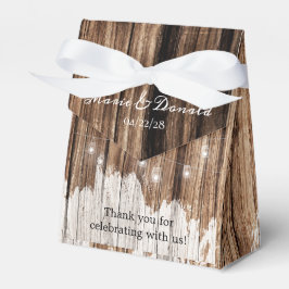 Rustiek hout en lantaarns bedankdoosjes