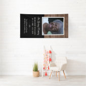 Rustiek hout in liefdevolle herinnering Foto Graf  Spandoek (Insitu)