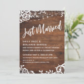 Rustiek Hout, Lichten & Kant Just Married Typograf Kaart (Staand voorkant)