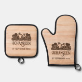 Rustiek hout Mr & Mrs Hearts bruid bruidegom bruil Ovenwant & Pannenlap Set (Voorkant)