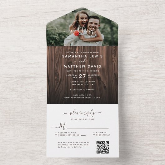 Rustiek Hout Outdoor Wedding RSVP QR Code All In One Uitnodiging (Binnen)