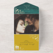 Rustiek hout smaragdgroen en gele bruiloft all in one uitnodiging (Buitenkant)