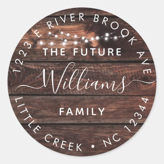 Rustiek hout + verlichting Toekomstig Mr en Mrs Ad Ronde Sticker (Voorkant)