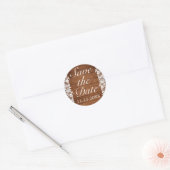 Rustiek Hout & Wit Kant Save the Date Bruiloft Ronde Sticker (Envelop)