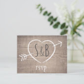 Rustiek Houten Hart Elegant Bruiloft RSVP Briefkaa Uitnodiging Briefkaart (Staand voorkant)