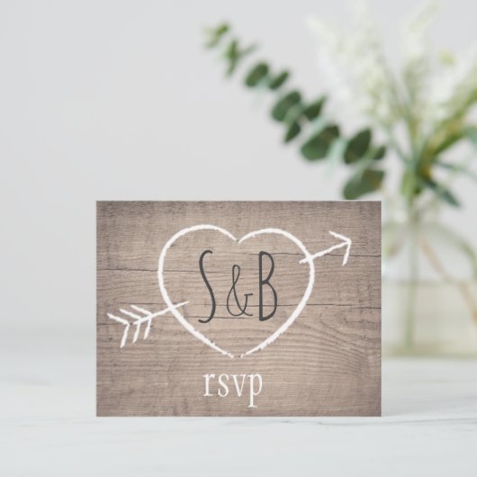 Rustiek Houten Hart Elegant Bruiloft RSVP Briefkaa Uitnodiging Briefkaart (Staand voorkant)